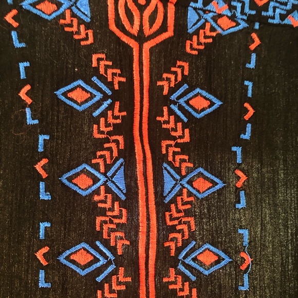 Lord & Taylor embroidered black peasant blouse size Xs - Picture 3 of 7